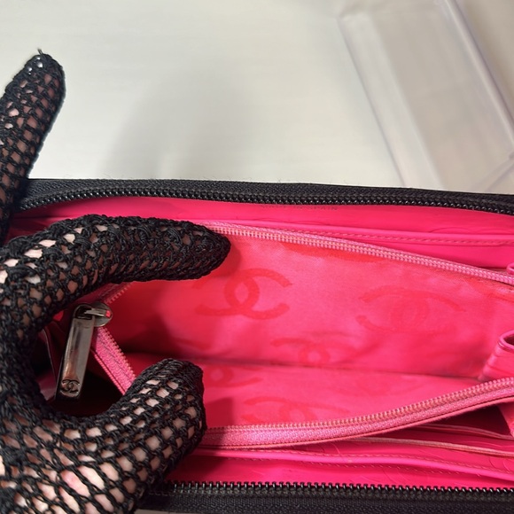 Chanel Cambon Black & Pink Zippy Wallet with Box & Dustbag! - Picture 11 of 15